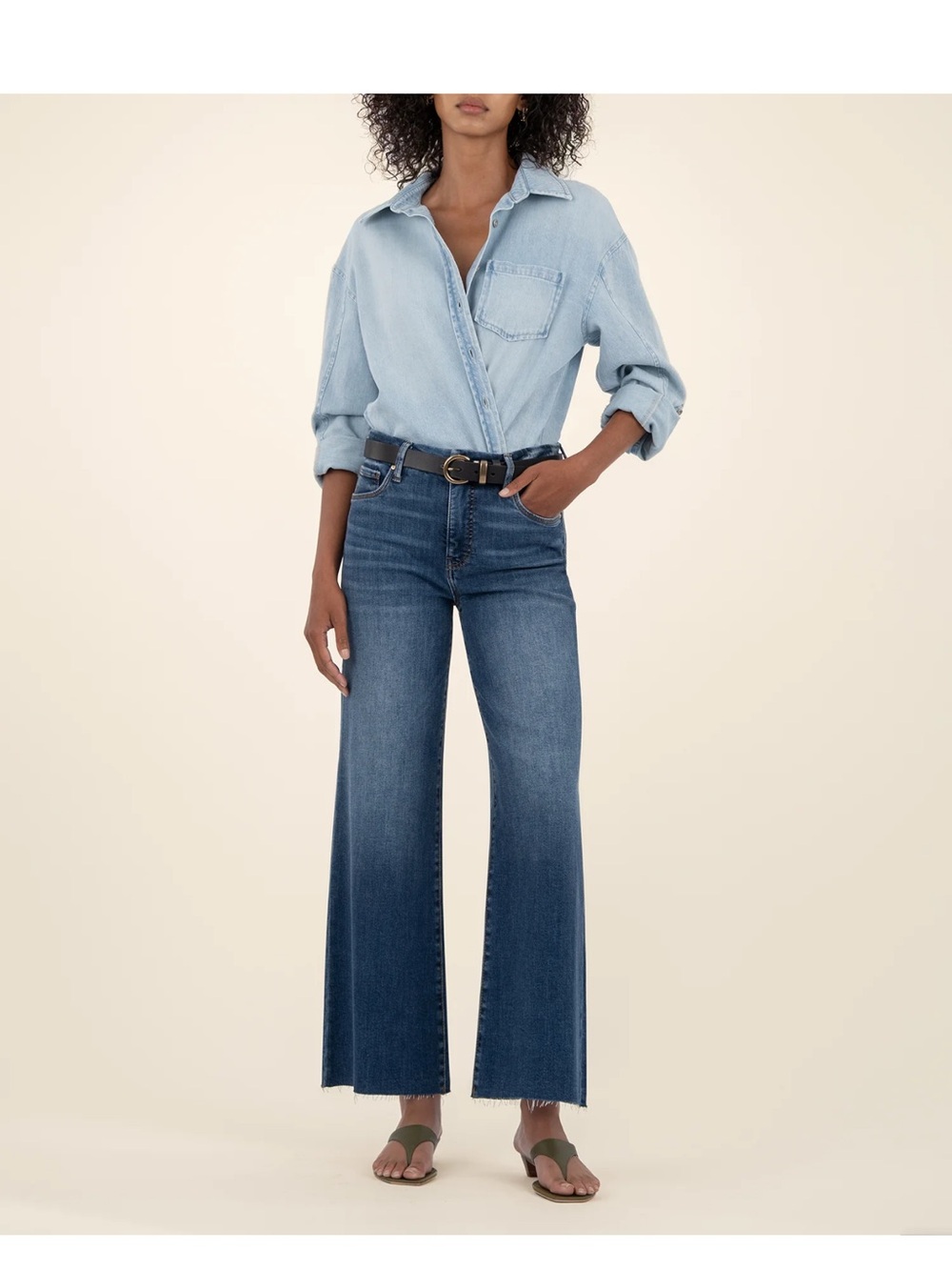 Kut from the Kloth Meg Fab Ab Wide Leg Raw Hem Jeans